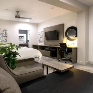 House Hotel