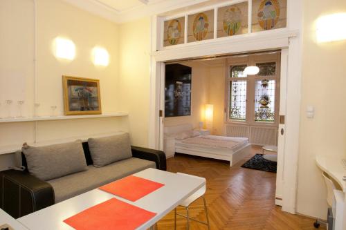 Elisabeth Apartment on Váci Street - image 5