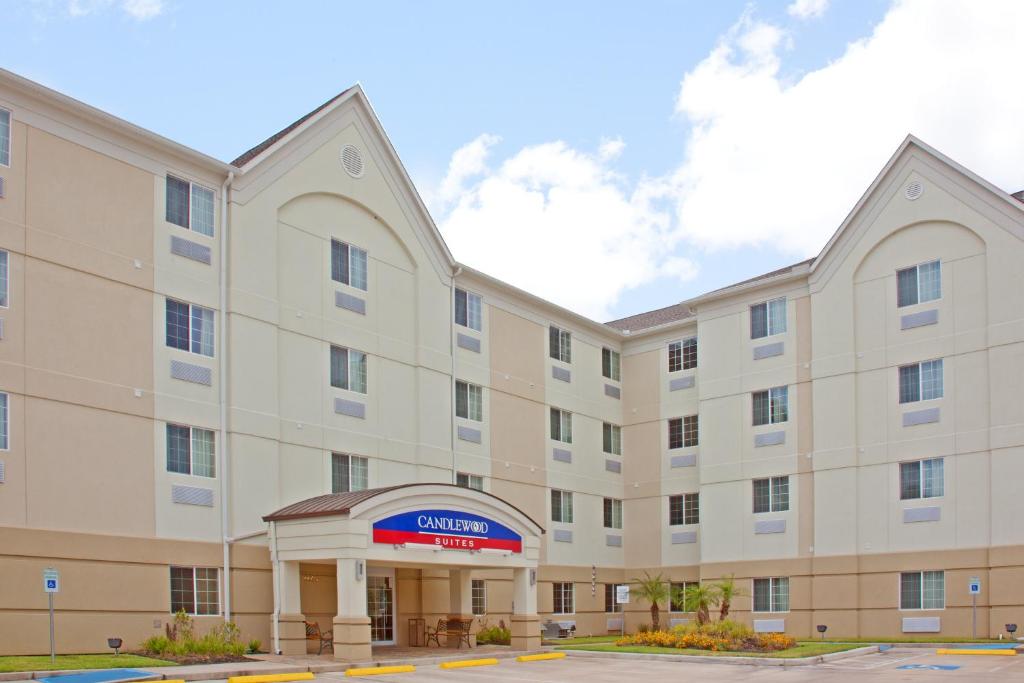 Candlewood Suites Houston Medical Center - image 7