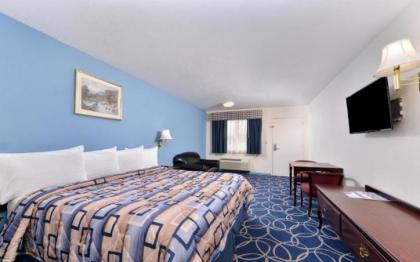 Americas Best Value Inn and Suites Houston/Northwest Brookhollow - image 3