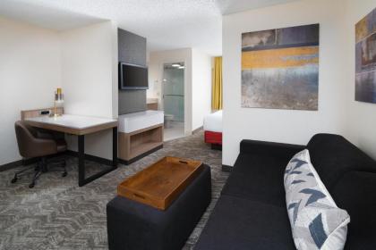 SpringHill Suites Houston Hobby Airport - image 6