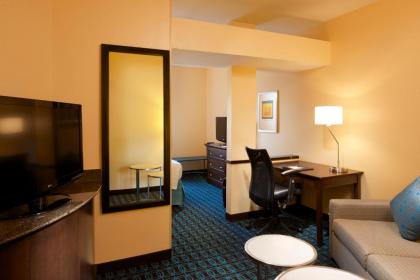 Fairfield Inn & Suites Houston Intercontinental Airport - image 11