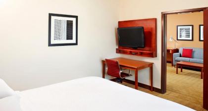 Four Points by Sheraton Houston Hobby Airport - image 11