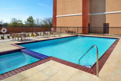 Four Points by Sheraton Houston Hobby Airport - image 6