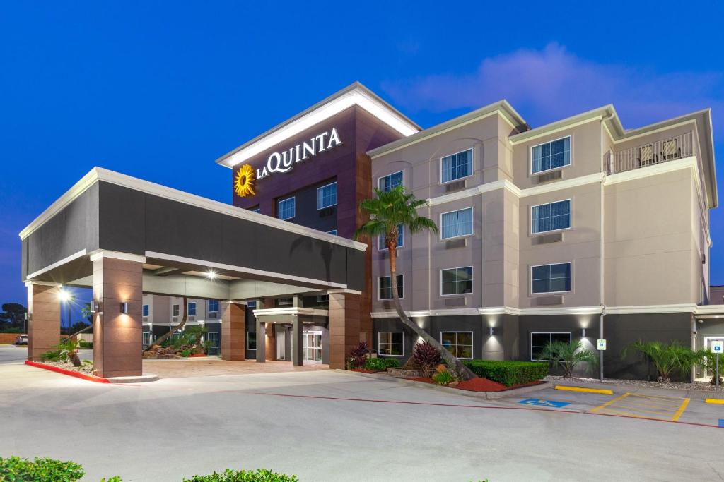 La Quinta by Wyndham Houston Channelview - image 6
