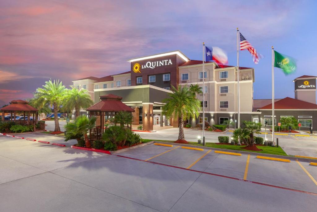 La Quinta by Wyndham Houston Channelview - image 7