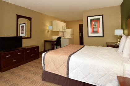 Extended Stay America Suites - Houston - Med Ctr - Greenway Plaza - image 12