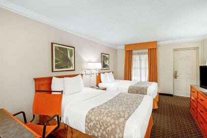 La Quinta Inn by Wyndham Houston Greenway Plaza Medical Area - image 2