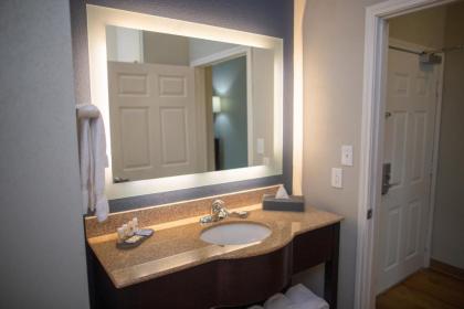 La Quinta by Wyndham Houston East at Normandy - image 19