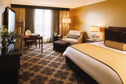 Omni Houston Hotel - image 9