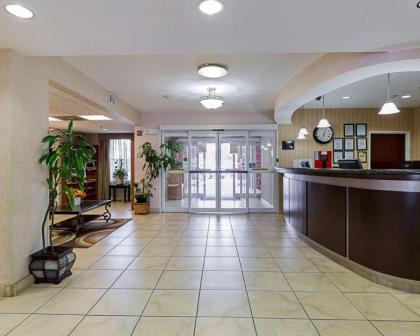 Mainstay Suites Texas Medical Center/Reliant Park - image 10