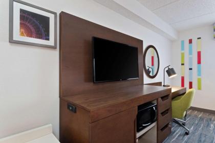 Hampton Inn By Hilton & Suites Orlando Intl Dr N - image 25