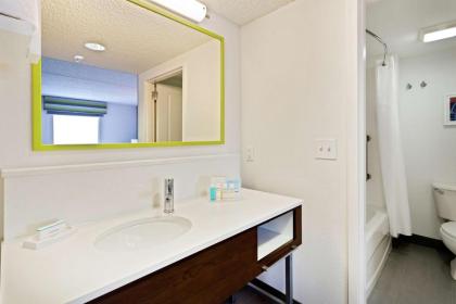 Hampton Inn By Hilton & Suites Orlando Intl Dr N - image 28