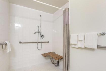 Motel 6 Orlando - International Drive - image 26