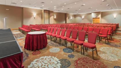 The Florida Hotel & Conference Center in the Florida Mall - image 26