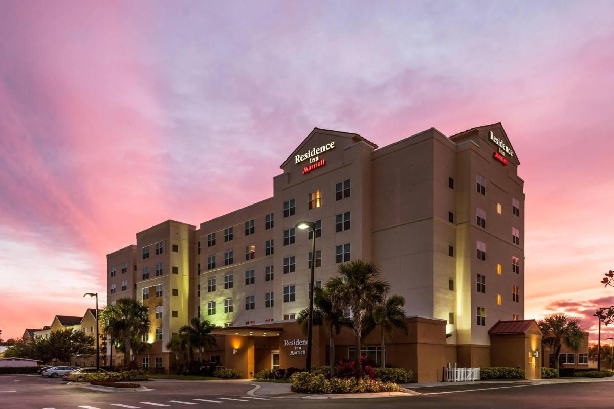 Residence Inn by Marriott Orlando Airport - main image