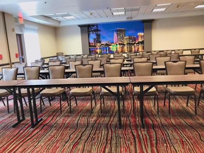 Ramada by Wyndham Suites Orlando Airport - image 12