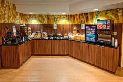 Fairfield Inn & Suites by Marriott Orlando Near Universal Orlando Resort - image 23