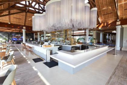 Loews Royal Pacific Resort at Universal Orlando - image 25