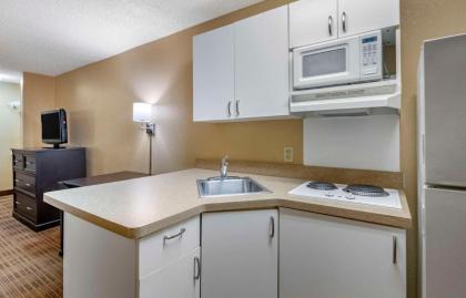 Extended Stay America Suites - Orlando - Orlando Theme Parks - Major Blvd. - image 22