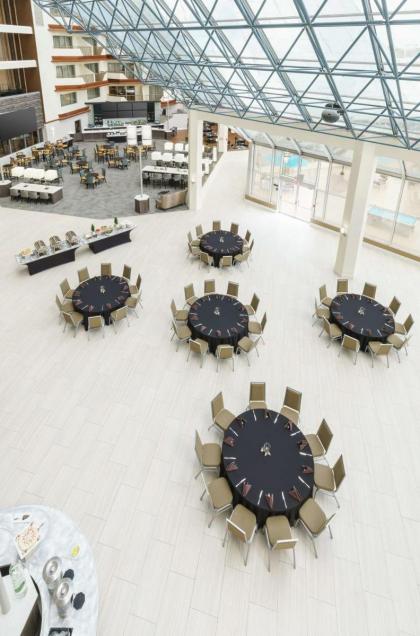 DoubleTree By Hilton Orlando Airport - image 5