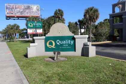 Quality Inn Orlando-Near Universal Blvd. - image 11
