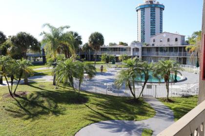 Quality Inn Orlando-Near Universal Blvd. - image 8
