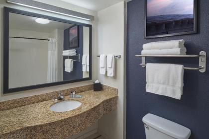 Fairfield Inn & Suites by Marriott Orlando International Drive/Convention Ce - image 30