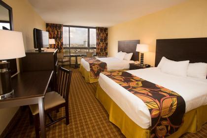 The Suites at Ramada Plaza - image 21