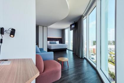 Universal's Aventura Hotel - image 21