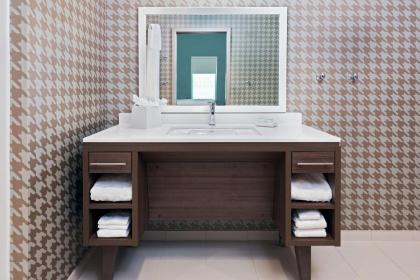 Home2 Suites By Hilton Orlando Near Universal Studios - image 30