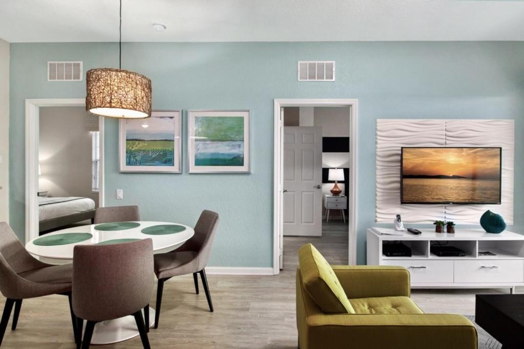 13-403 Your Vista Cay Home - main image