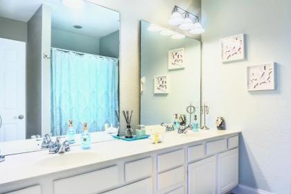 New ! Vista Cay Casa Bella. Near all Parks and OCCC - image 17