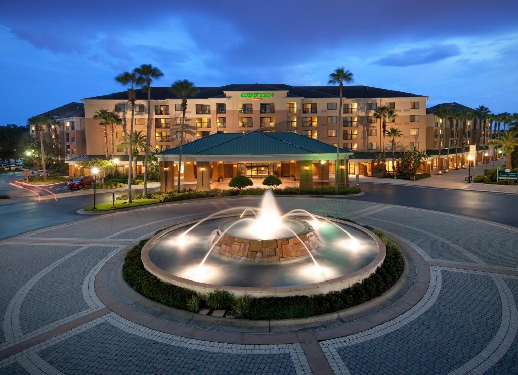 Courtyard by Marriott Orlando Lake Buena Vista in the Marriott Village - main image