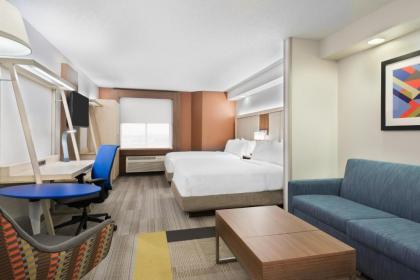 Holiday Inn Express & Suites - Nearest Universal Orlando an IHG Hotel - image 5