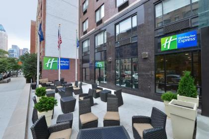 Holiday Inn Express Manhattan Midtown West an IHG Hotel