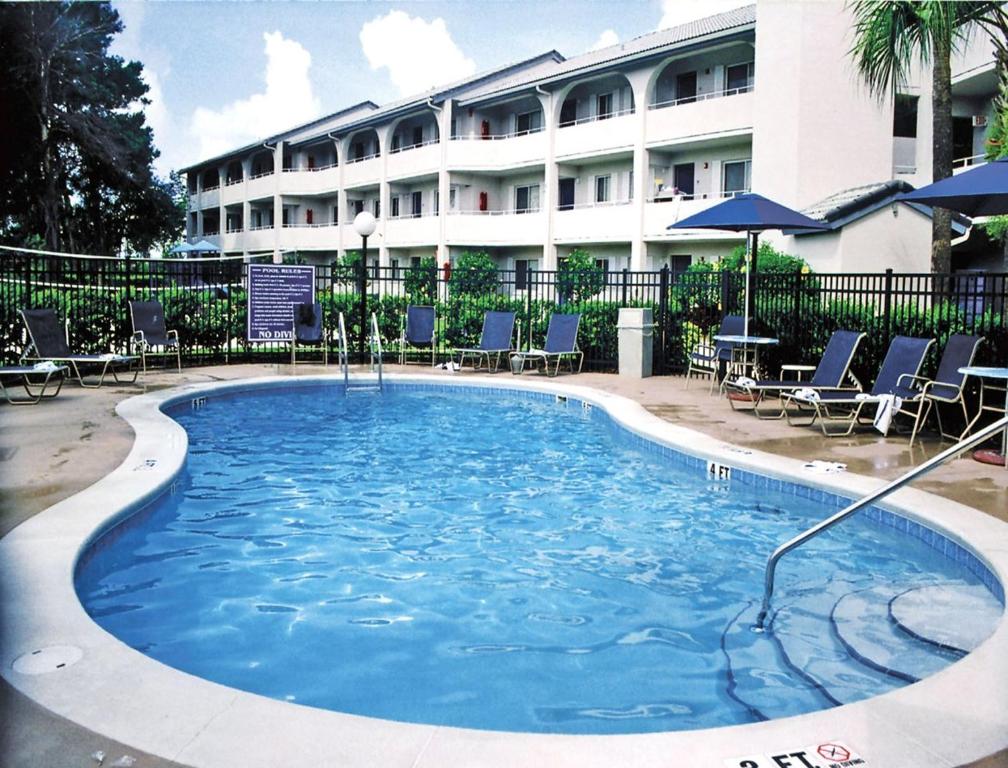 Full-service Resort Villa in the Heart of Orlando - One Bedroom Villa #1 - image 4